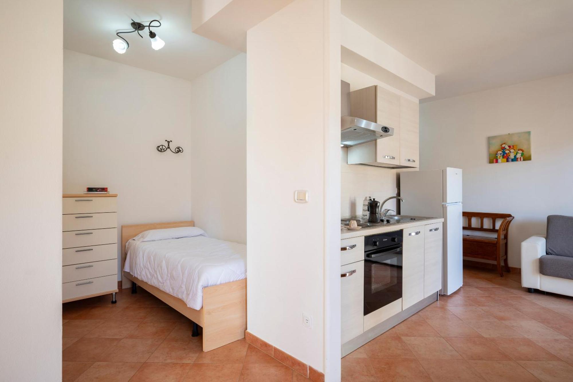 Lola Piccolo Hotel E Appartamenti Марина-ди-Гроссето Экстерьер фото